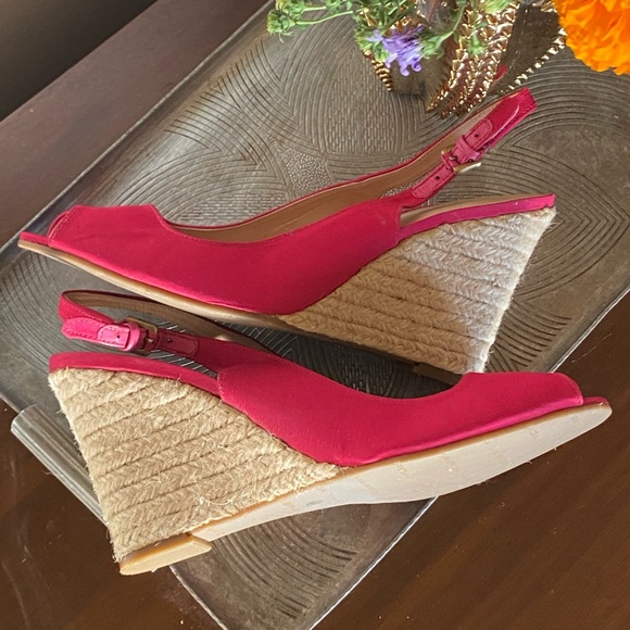 Via Spiga pink sling back espadrilles with a peep toe - Picture 6 of 6